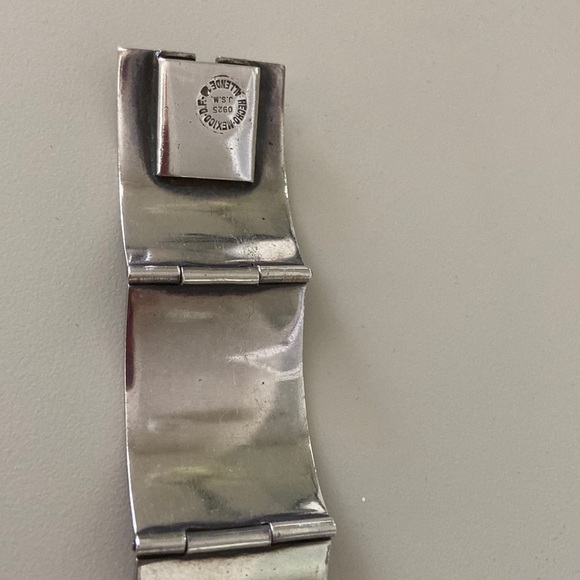 Silver bracelet Made in Mexico, great vintage condition - Picture 3 of 8